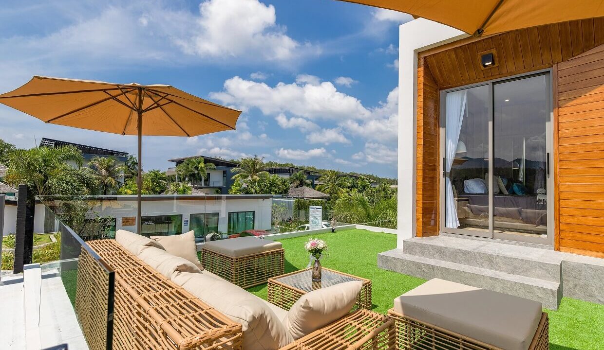 villa in Bang Tao Beach lounge zone 1